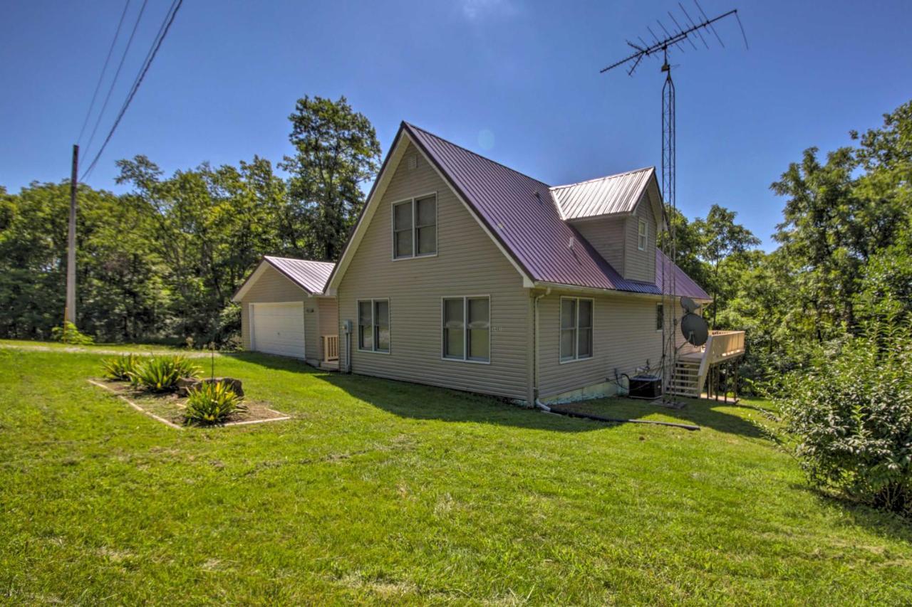 Modern Eckerty Home With Deck On Patoka Lake! Taswell Eksteriør bilde