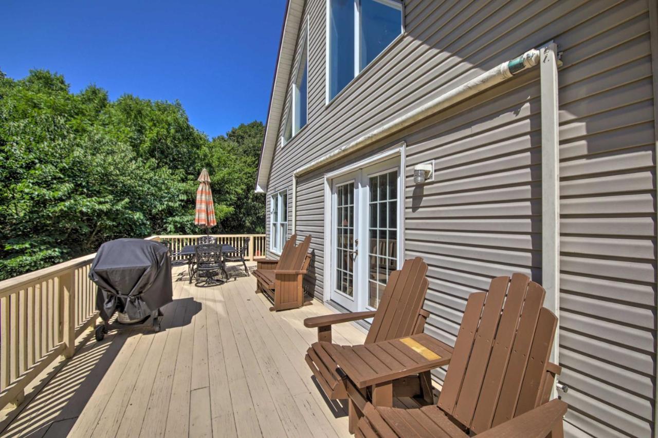 Modern Eckerty Home With Deck On Patoka Lake! Taswell Eksteriør bilde