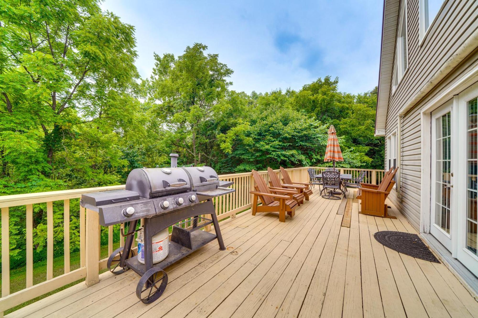 Modern Eckerty Home With Deck On Patoka Lake! Taswell Eksteriør bilde